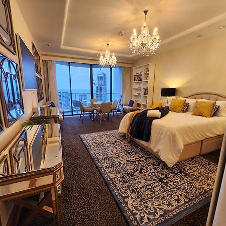 Deluxe Private Apartment And Studio - Ocean Views Gold Coast Exteriér fotografie