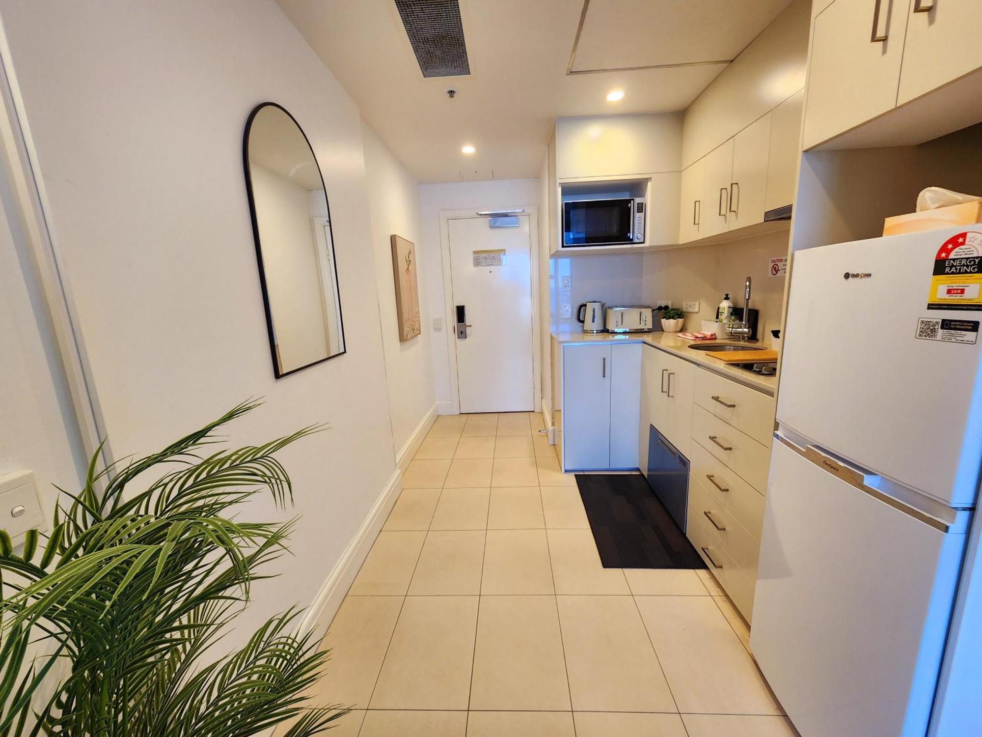 Deluxe Private Apartment And Studio - Ocean Views Gold Coast Exteriér fotografie
